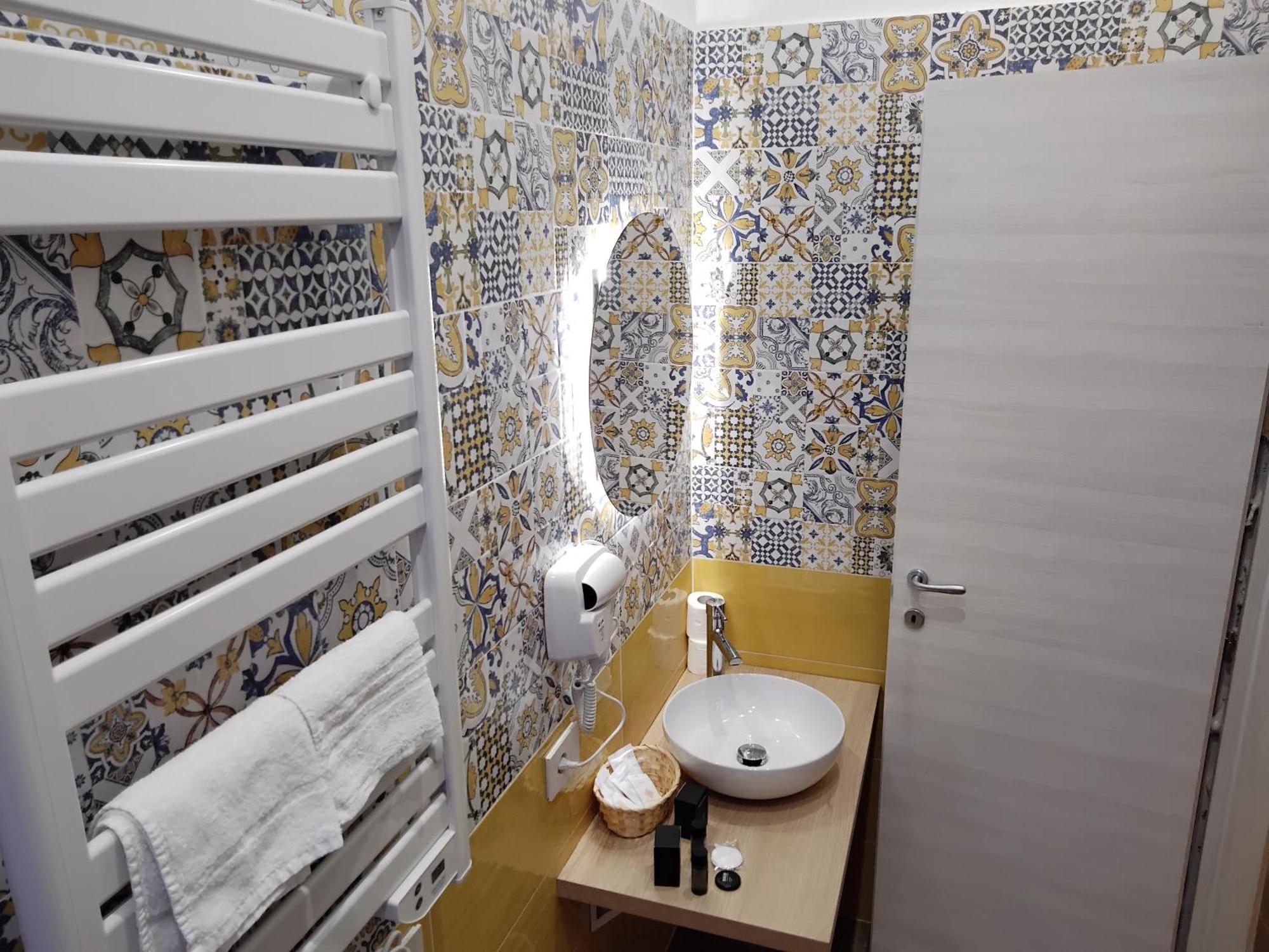 Bed and Breakfast Andrew 2 Napoli Esterno foto